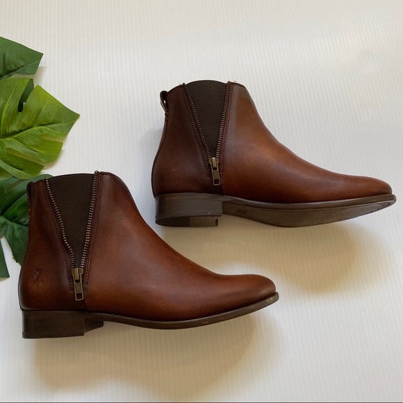 carly chelsea boot frye